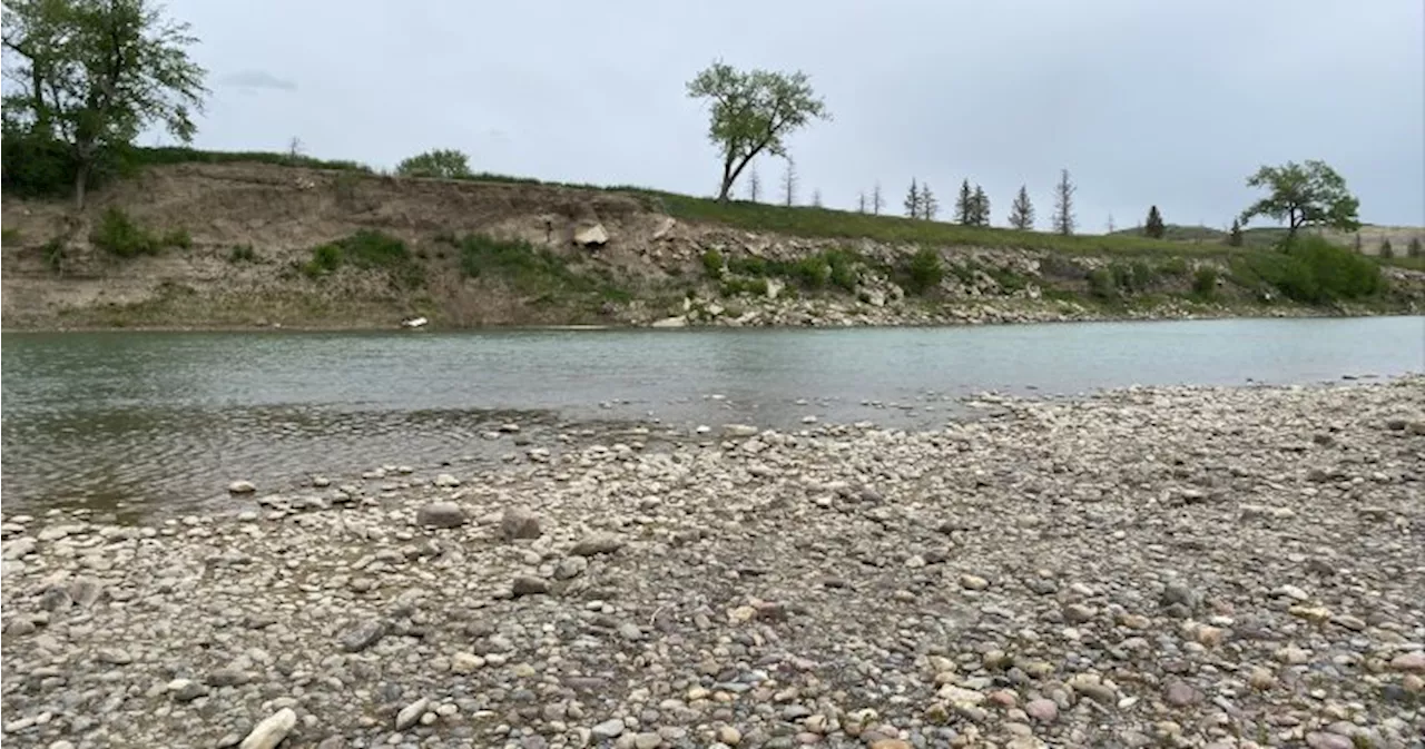 Lethbridge man dies after submerging vehicle in Old Man River