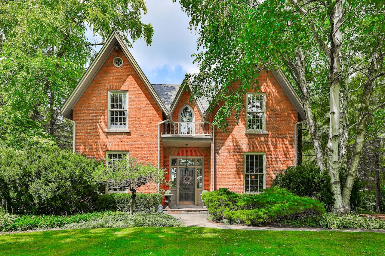 Campbellville home from 1868 restored by owner-stewards