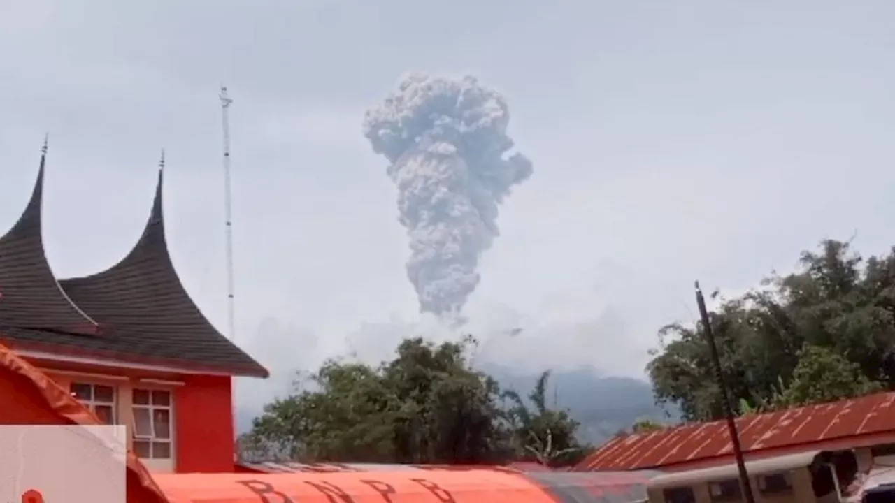 Gunung Marapi Kembali Meletus, Kolom Abu Setinggi 2 Kilometer