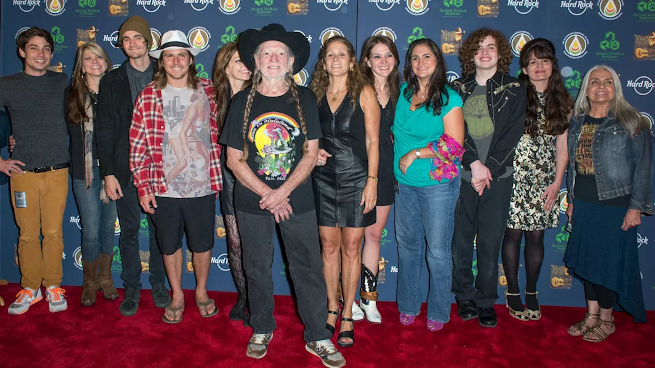 Meet Willie Nelson's eight children — including his country singing kids Paula, Micah, Amy and Lukas