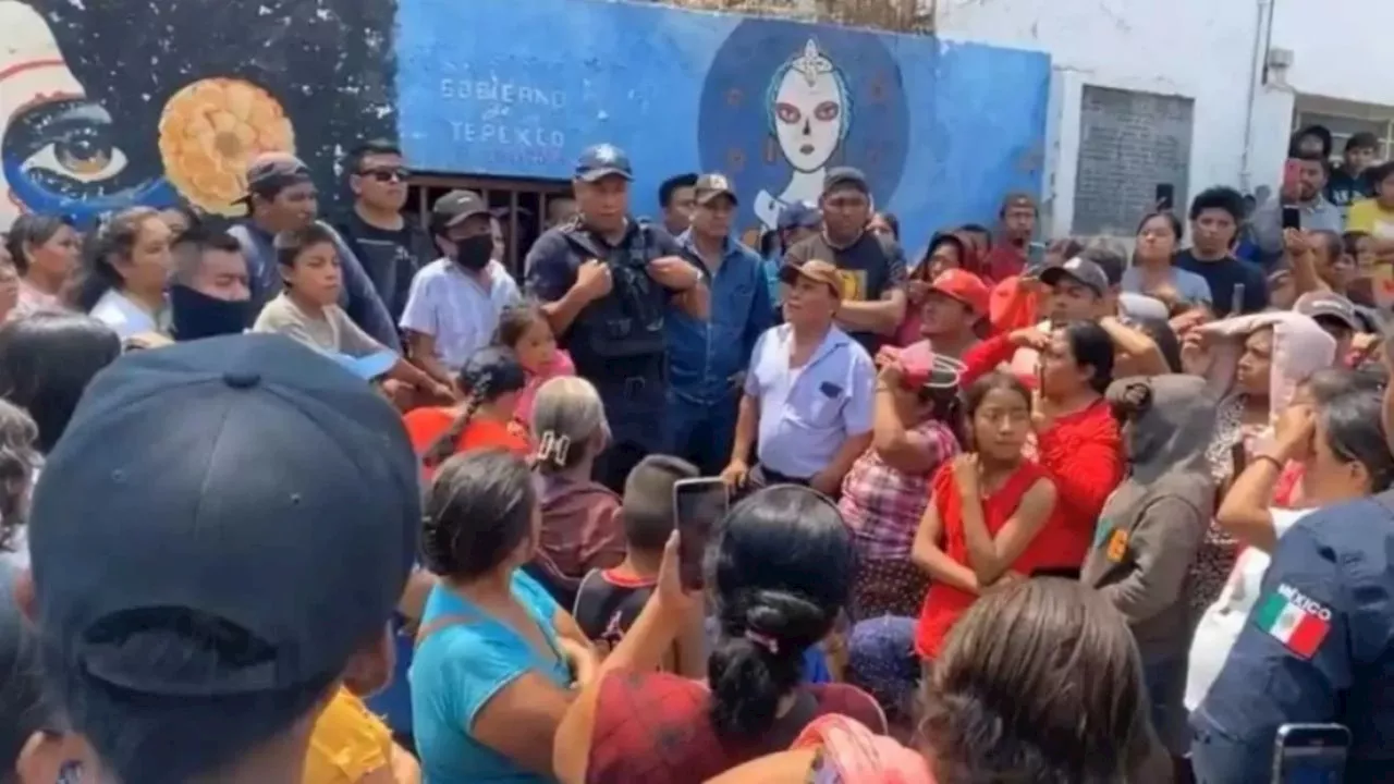 Vecinos amenazan con linchar a hombres que fotografiaban menores afuera de una primaria