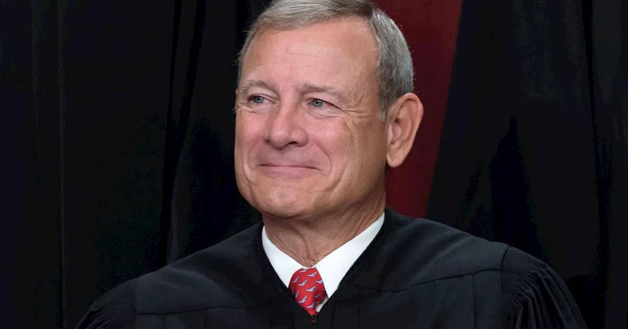 John Roberts Rejects Senators' Request To Discuss Samuel Alito’s Flag Scandal