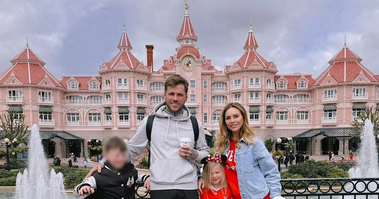 'Not magical' Podcast mum on Disneyland Paris after queuing '60 per cent of day'