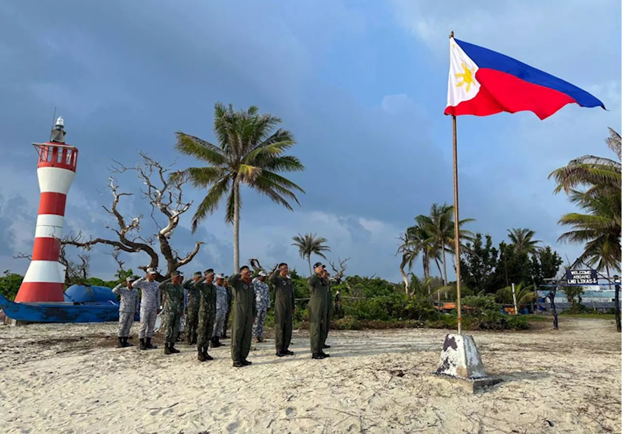 Año urges Filipinos to honor Philippine flag amid high seas tensions