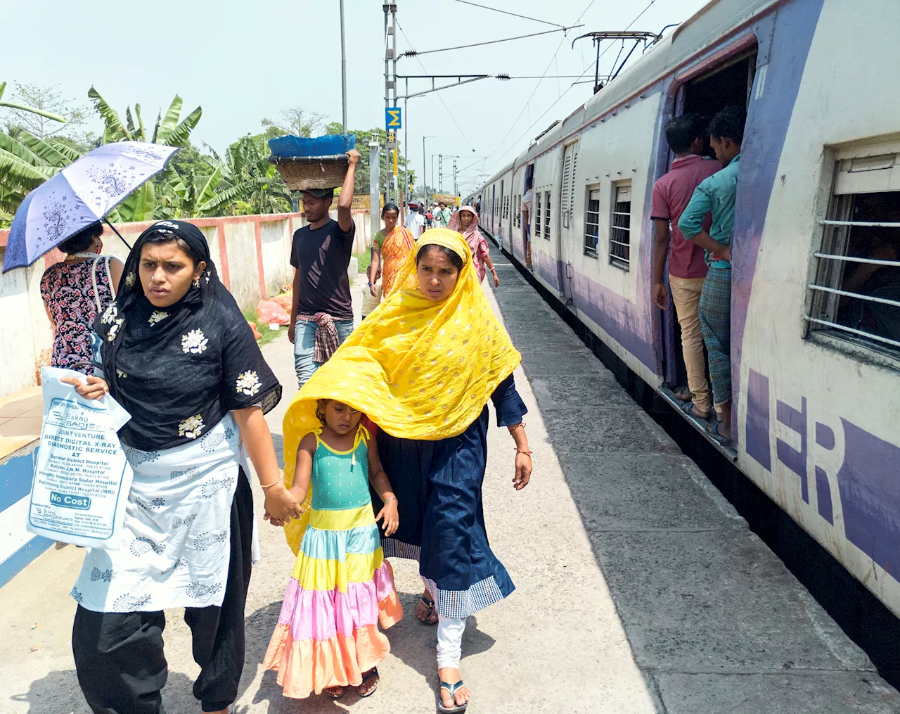 गर्मियों की चिलचिलाती धूप में निकल रहे हैं बाहर तो इस तरह करें चेहरे और सिर को कवर, नहीं पड़ेगी धूप की मार