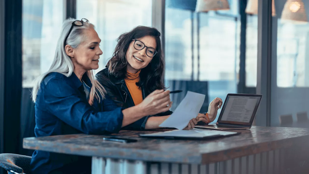 Rivalidade feminina no trabalho: um mito que enfraquece a todos