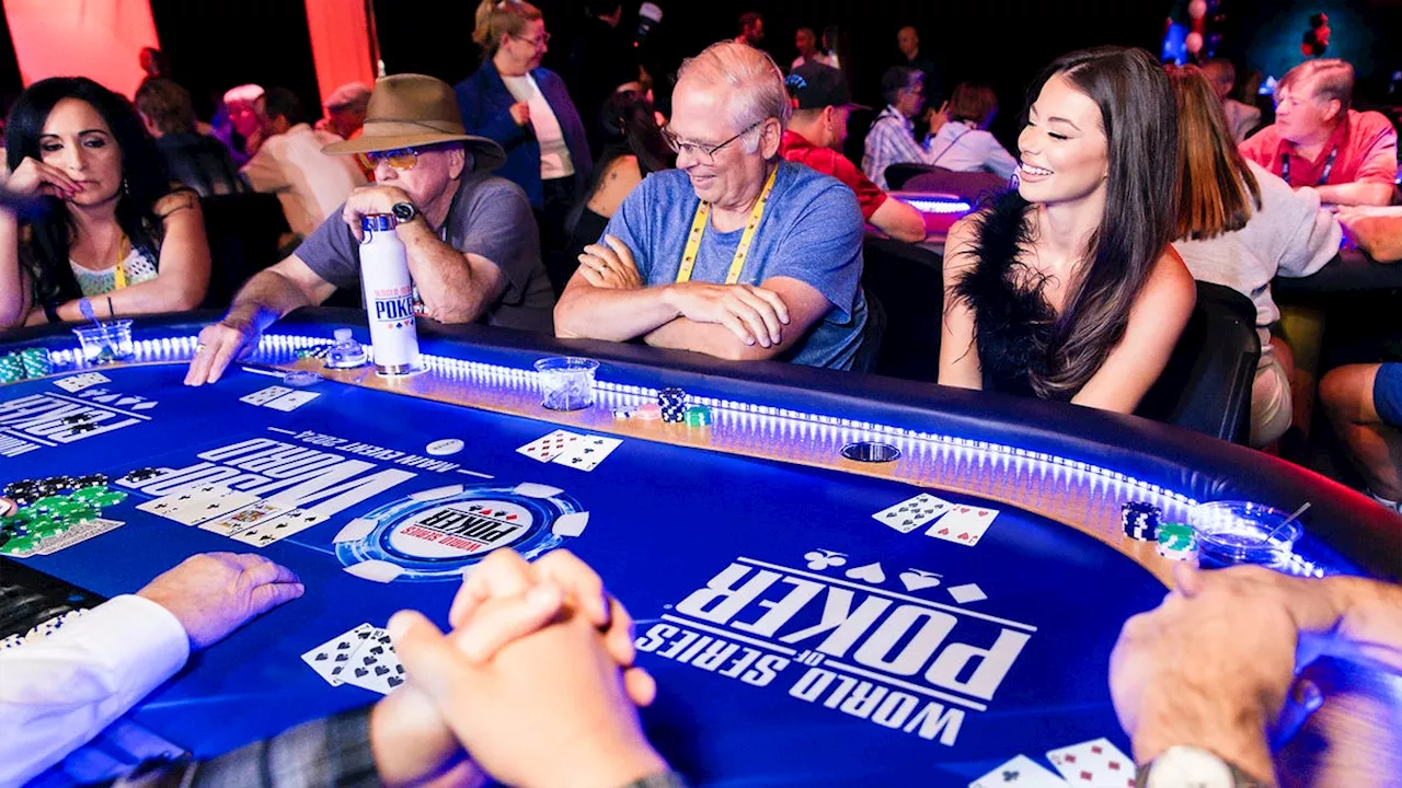 World Series Of Poker Entrants Play One Hand Face-Up So Everyone Can Learn Rules