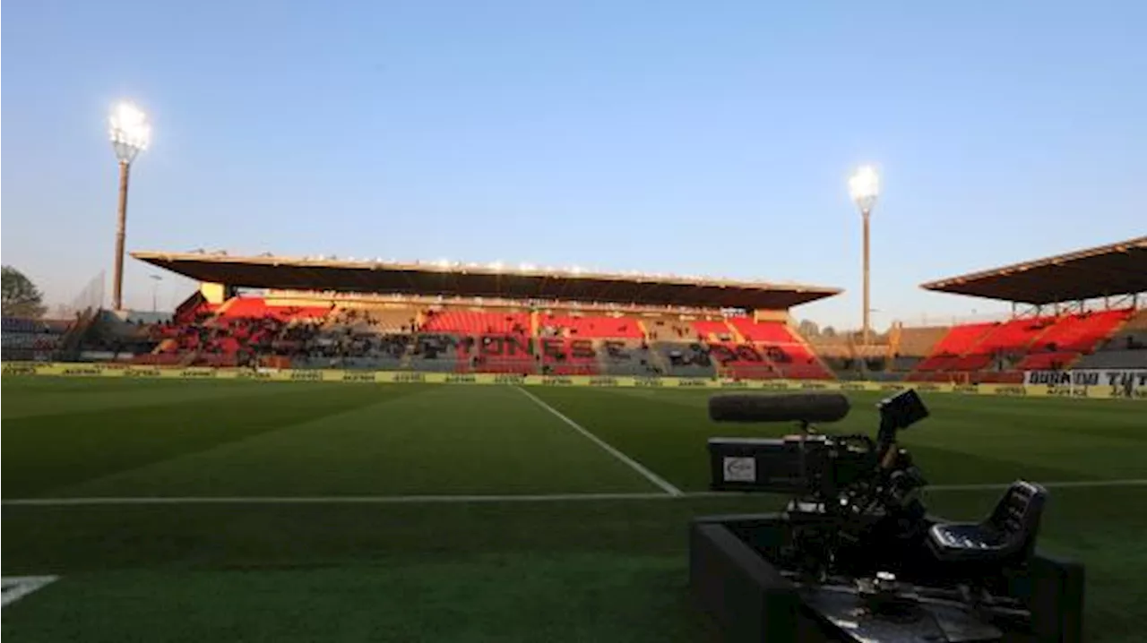 Cremonese-Venezia, lo 'Zini' si prepara alla finale. Oltre 12mila i tifosi presenti