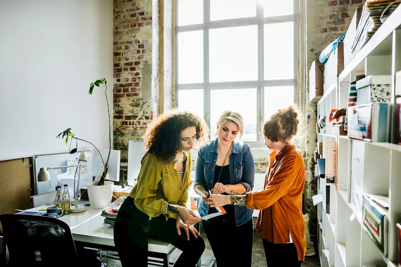 Revelan los mejores lugares para que las mujeres trabajen: tome nota