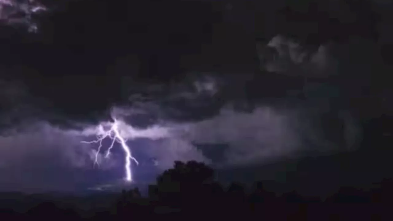 Lightning Strikes in Kozhikode: കടലിൽ നിന്ന് വള്ളം കരയ്ക്കടുപ്പിക്കുന്നതിനിടെ മിന്നലേറ്റു; കോഴിക്കോട് 8 പേർക്ക് പരിക്ക്