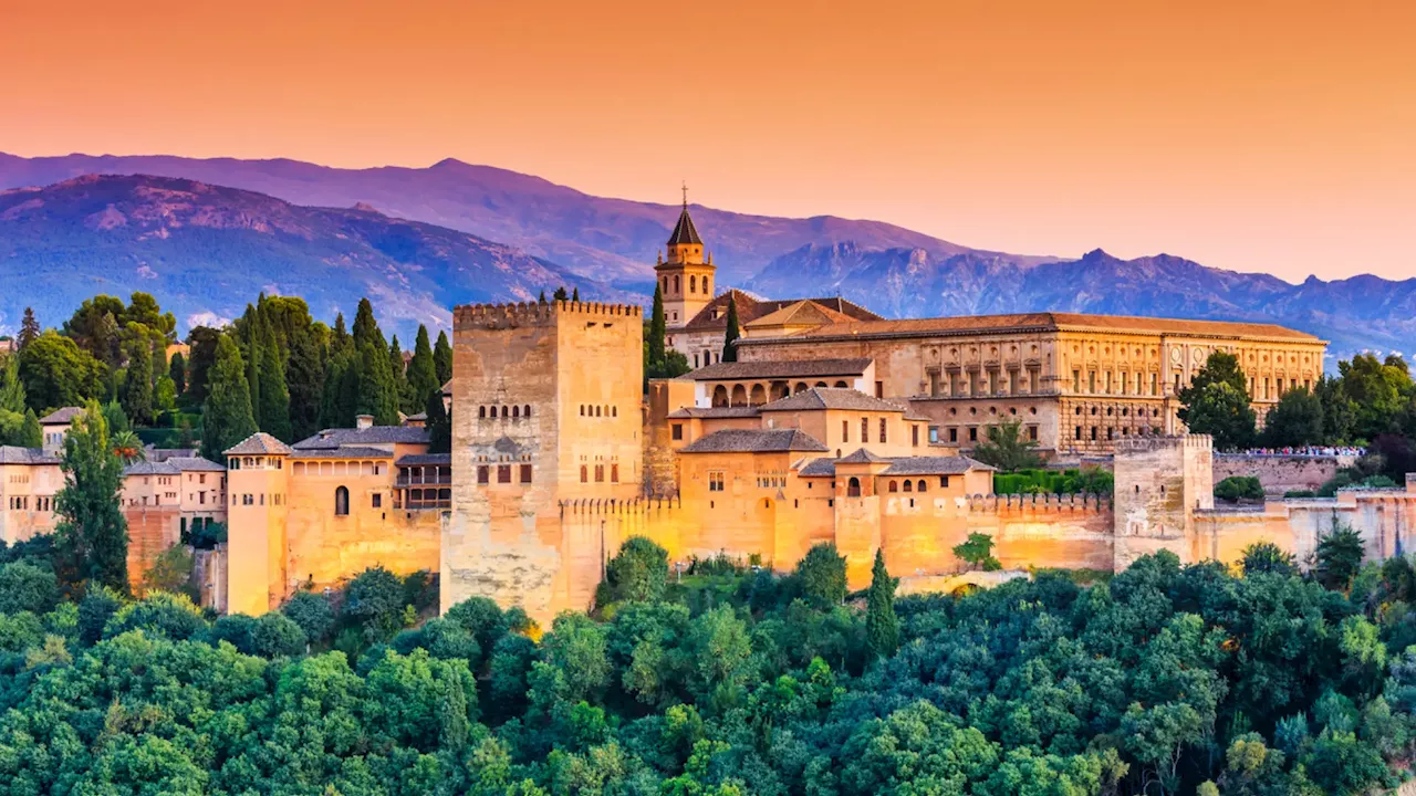 Cinco cosas que debes tener en cuenta antes de visitar la Alhambra de Granada