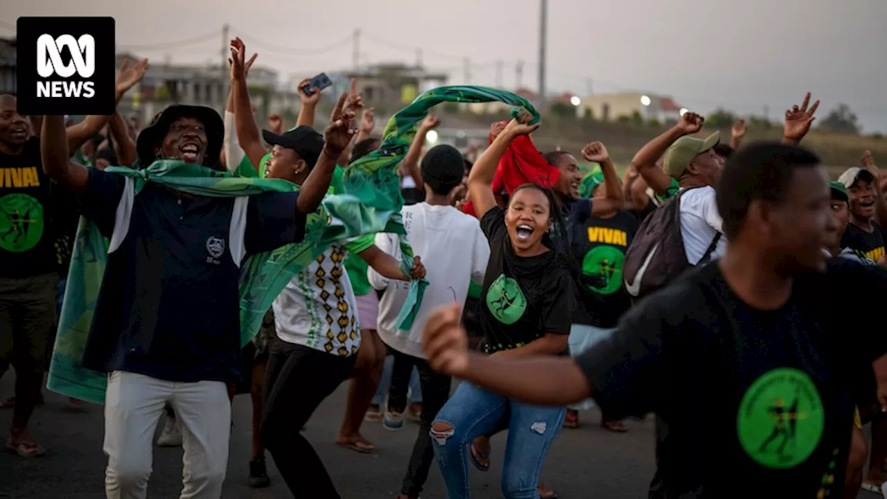 South African election results show ANC is on course to lose majority for first time in 30 years