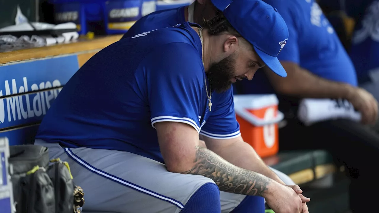 Blue Jays put right-hander Manoah on IL with elbow sprain, acquire Burr from Phillies