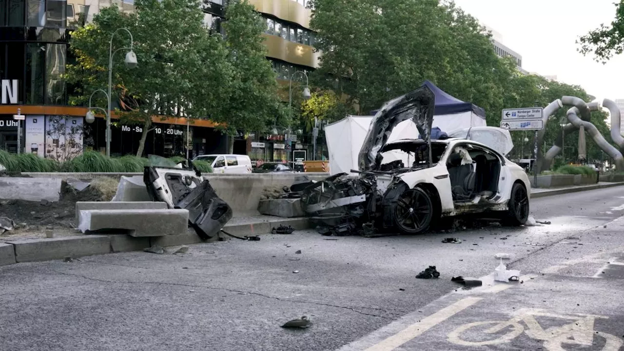 Weiterer Mitfahrer nach Raserunfall in Berlin gestorben