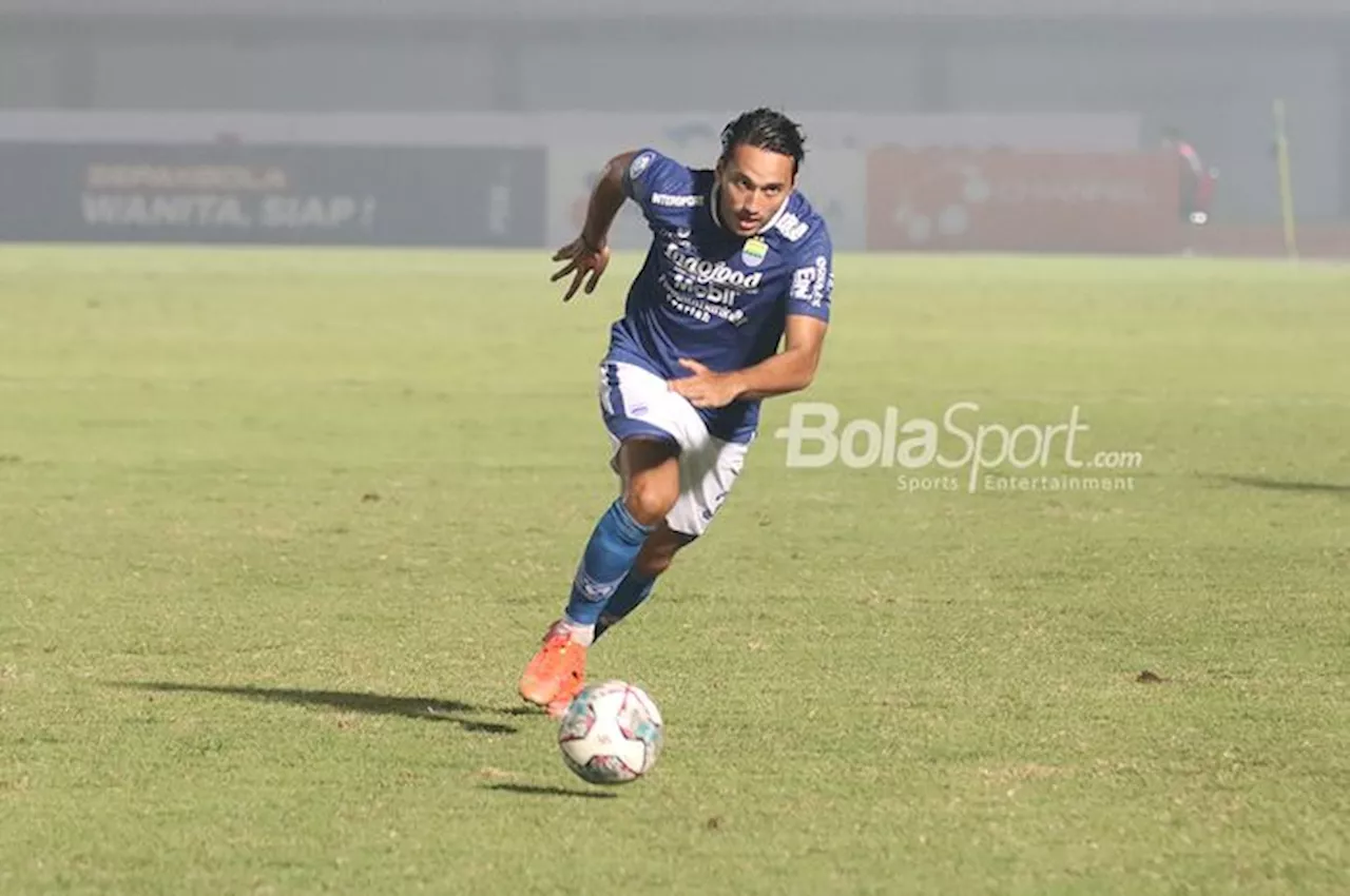 Selangkah Lagi Juara, Ezra Walian Bicara soal Masa Depan Bersama Persib