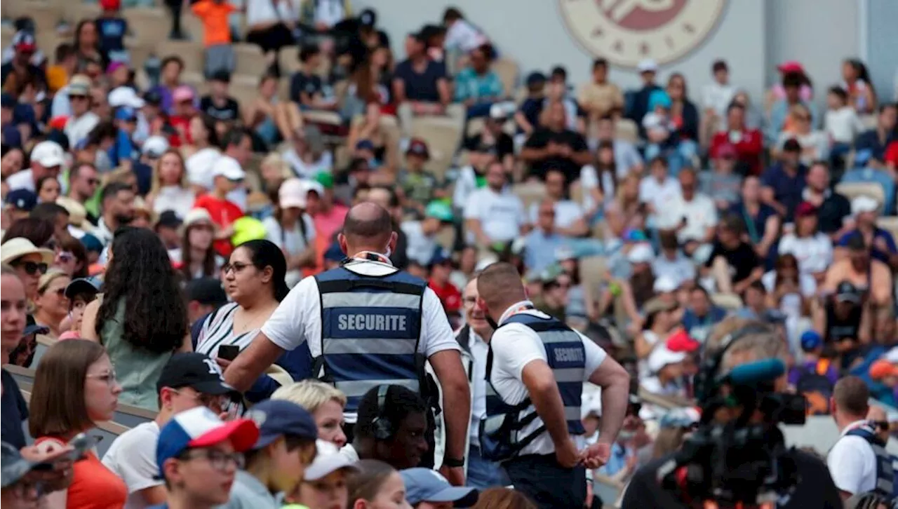 Spillere chikaneret og spyttet på: Nu forbyder French Open alkohol