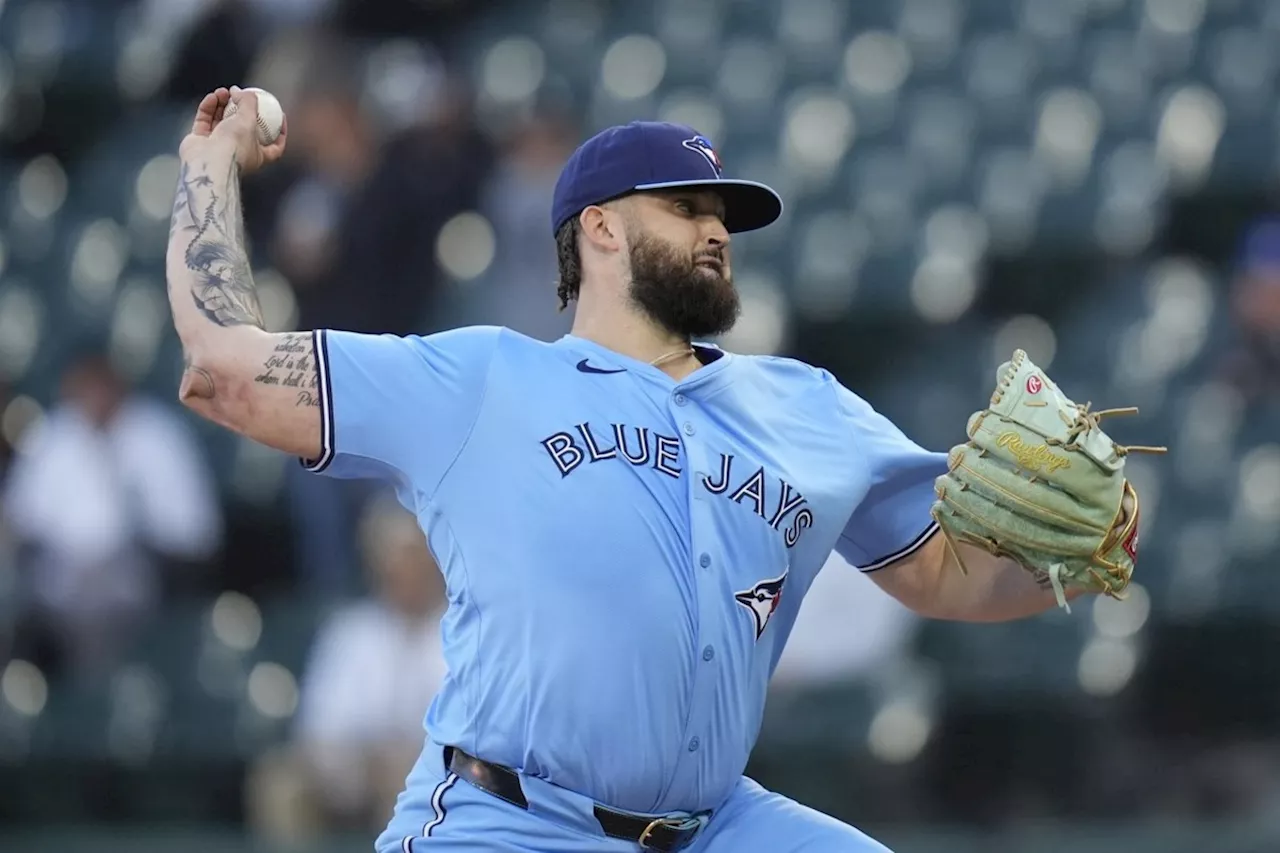 Blue Jays starter Alek Manoah placed on 15-day injured list with right elbow sprain