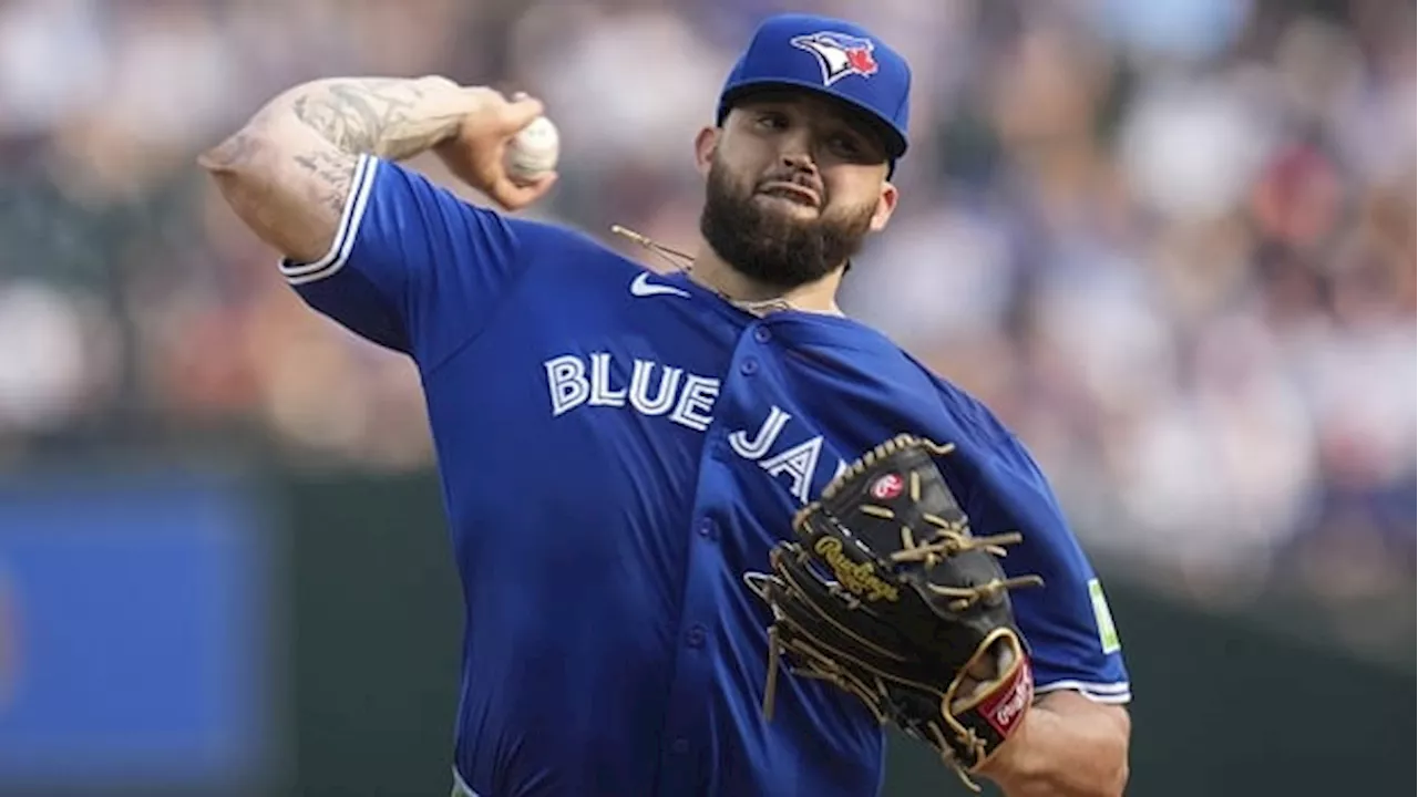 Blue Jays lose starting pitcher Alek Manoah to right elbow sprain