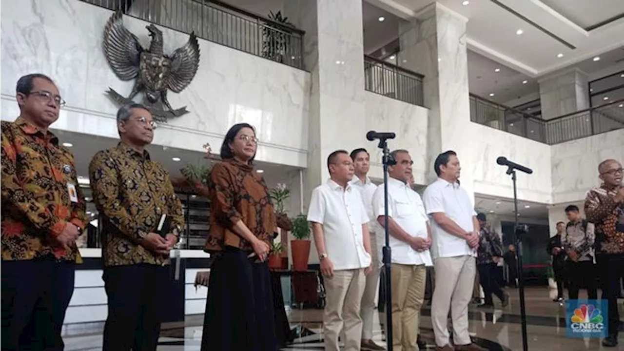 Tim Transisi Datangi Kantor Sri Mulyani, Bawa Pesan Penting Prabowo!