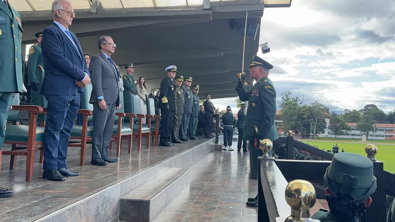 General Luis Emilio Cardozo se posesiona como nuevo comandante del Ejército