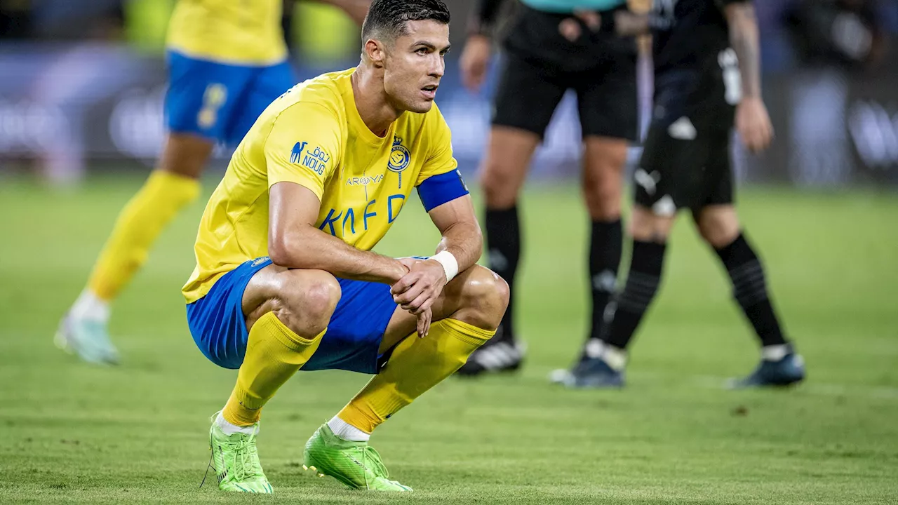  Cristiano Ronaldo en larmes après la défaite d'Al-Nassr en finale de la Coupe du Roi des Champions