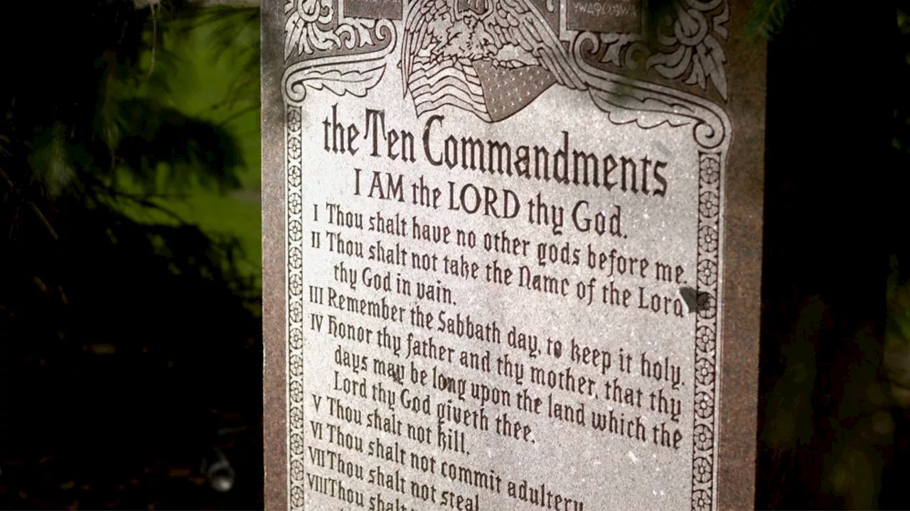 Louisiana may require Ten Commandments to be displayed in public schools