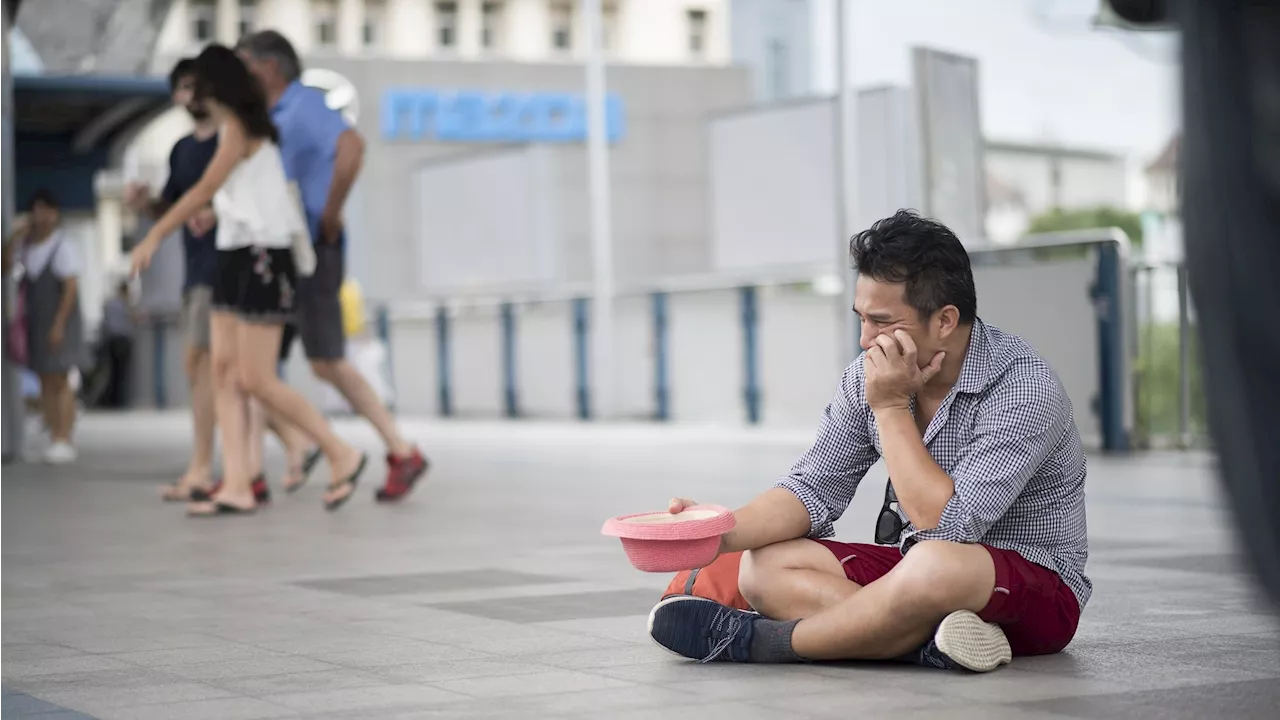 ⁠Singaporeans raise concern about ‘foreign beggars’ on the streets