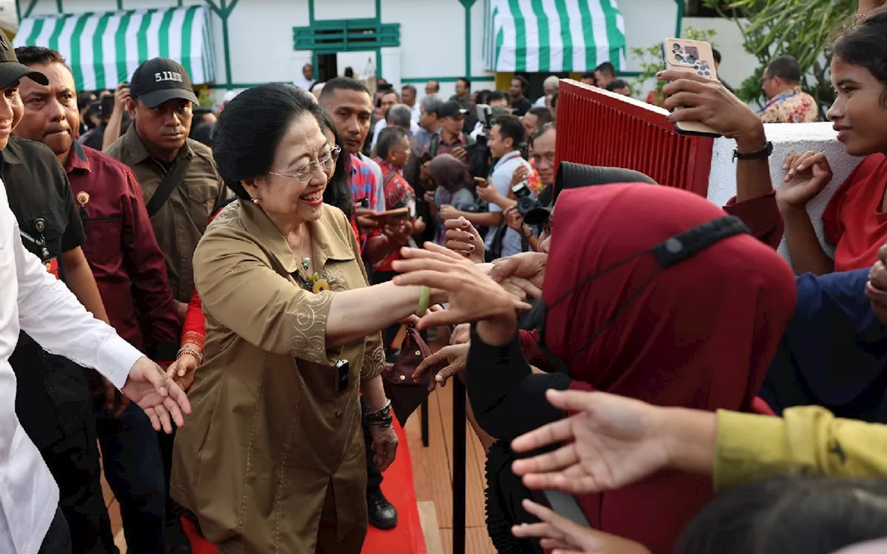 Menyambangi Rumah Pengasingan Bung Karno, Megawati Ditemani Ganjar-Mahfud