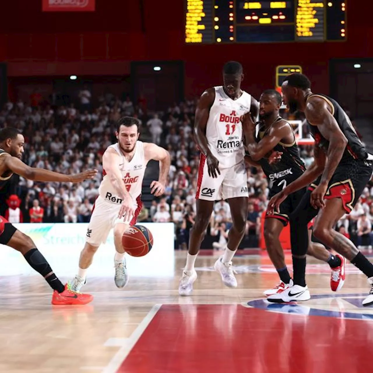 Axel Julien quitte Bourg-en-Bresse et fait son retour à Dijon