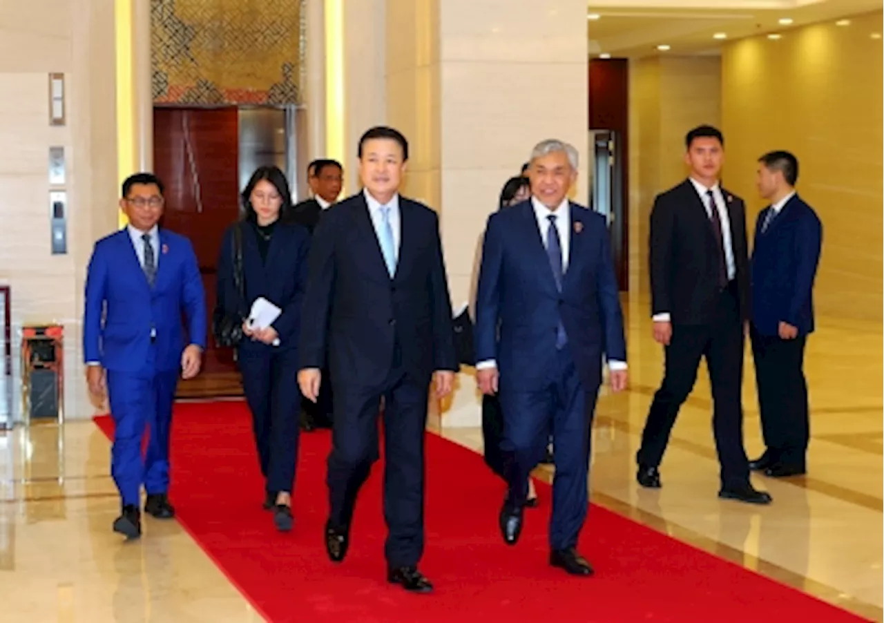 DPM Zahid pays courtesy call on China’s state councillor in Beijing