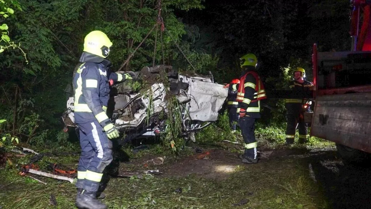 Nach vier Toten auf der B17: Wer steuerte den Todeswagen?