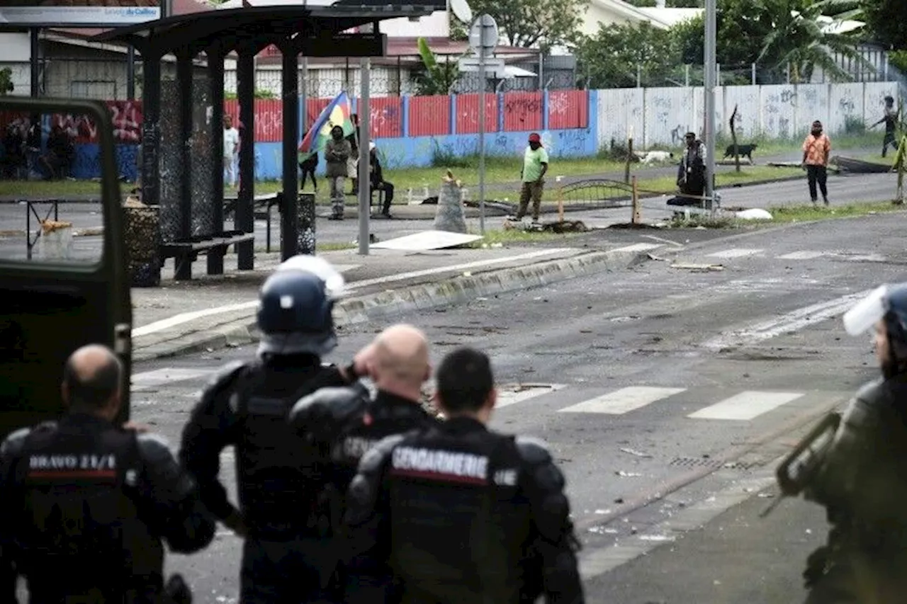 Nouvelle-Calédonie: la ville de Nouméa débloquée, des tensions persistent ailleurs