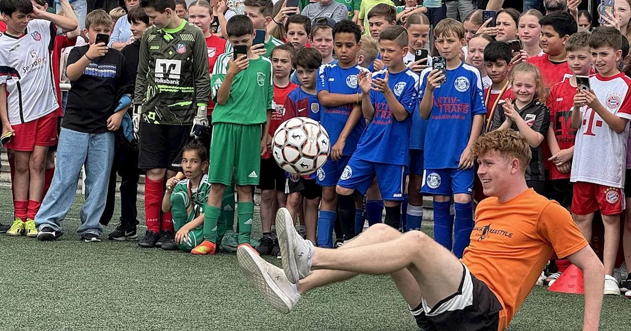 Internet-Star beim Spatzenberg-Cup in Löhne