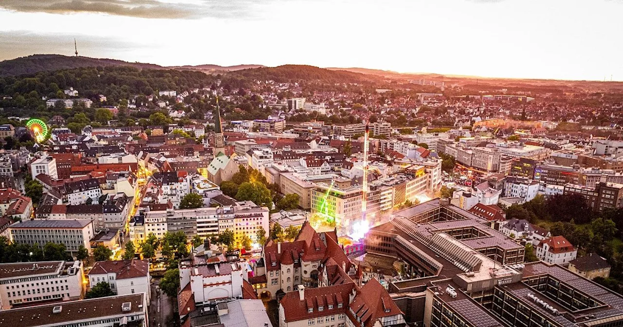 Liveticker zu Bielefelds Leinewebermarkt: So geht es nach der kalten Dusche weiter