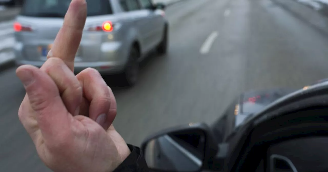 Kreis Kleve: Niederländer zeigt Polizei den Mittelfinger nach Blitzereinsatz