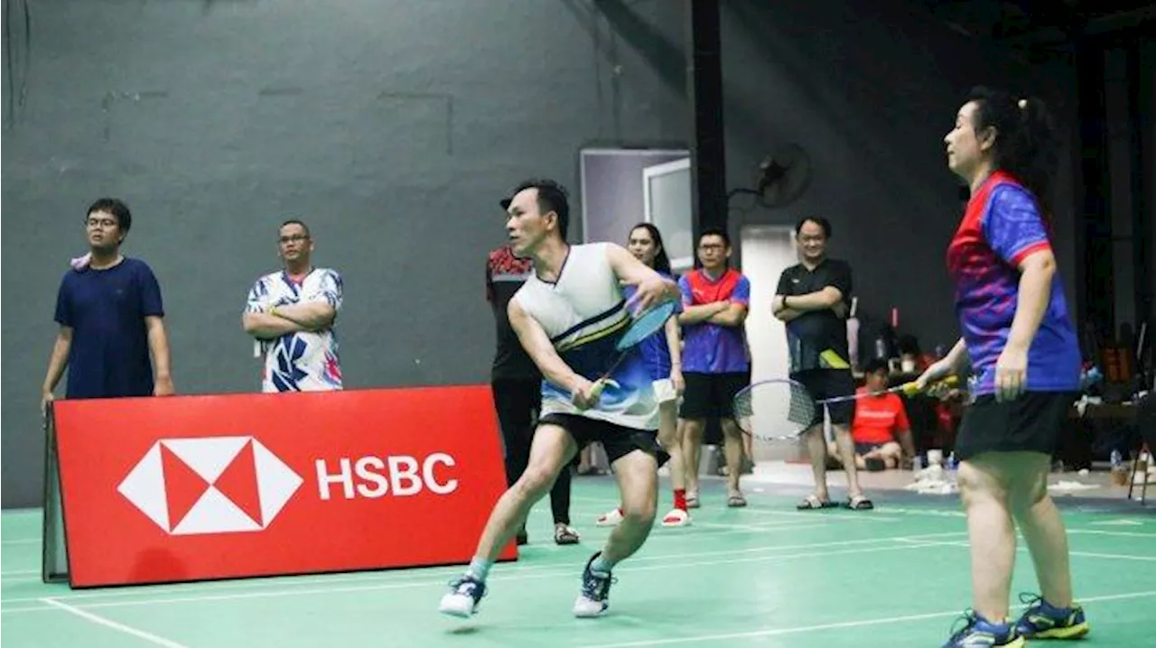 Dukung Gaya Hidup Sehat Kaum Urban, HSBC & Komunitas Badminton Nations Gelar Kompetisi Amatir