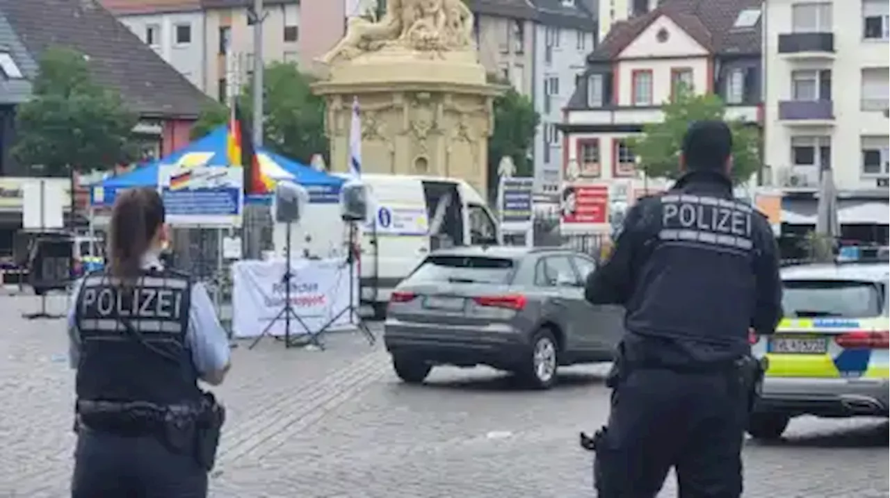 Messerangriff in Mannheim - Angreifer niedergeschossen