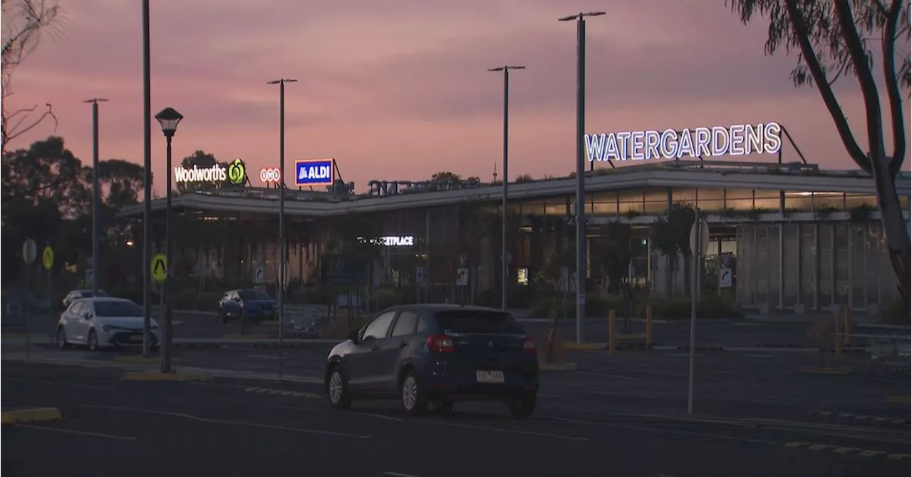 Two knife incidents within hours at Melbourne shopping centre