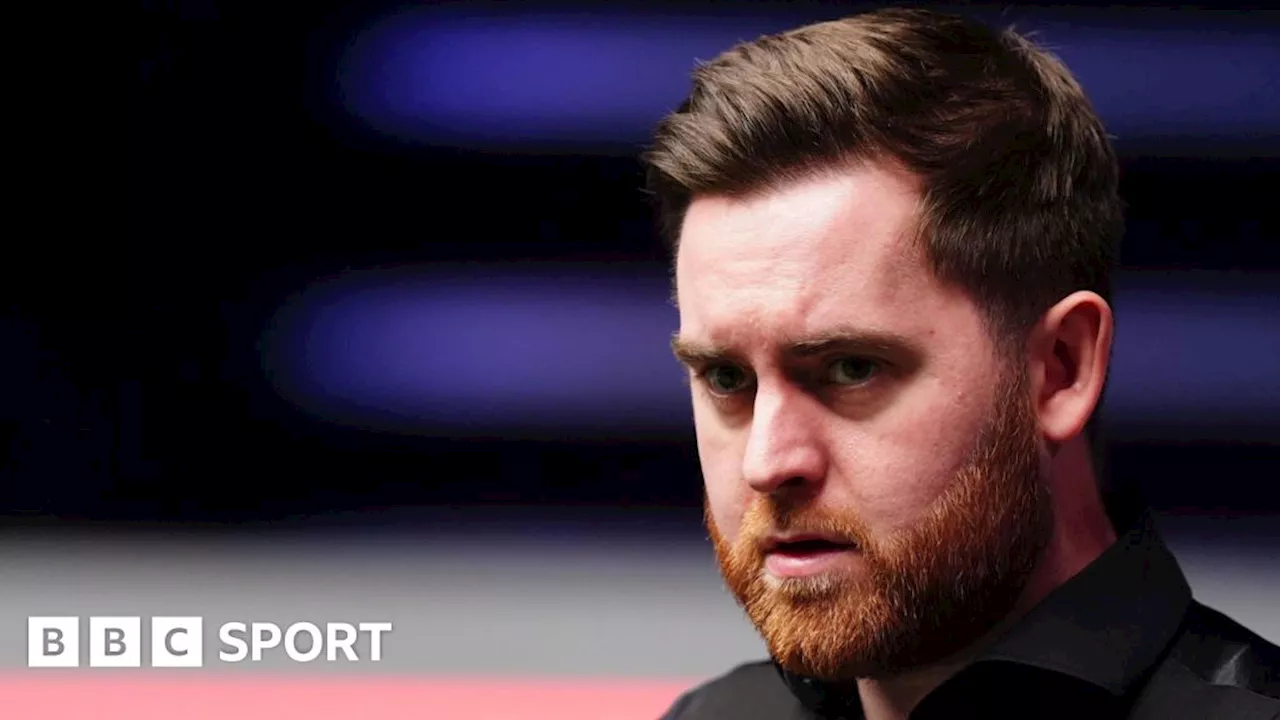 World Championship: Jak Jones takes control of semi-final against Stuart Bingham