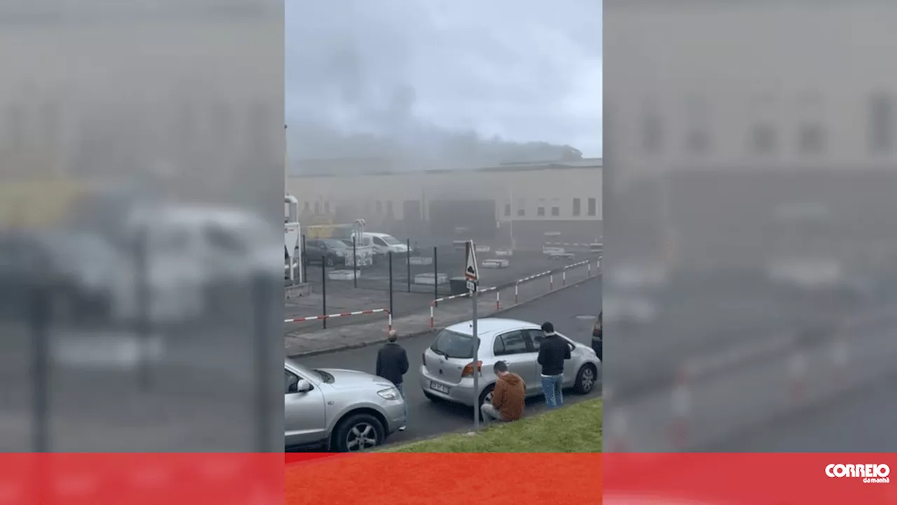 Incêndio deflagra no Hospital do Divino Espírito Santo em Ponta Delgada