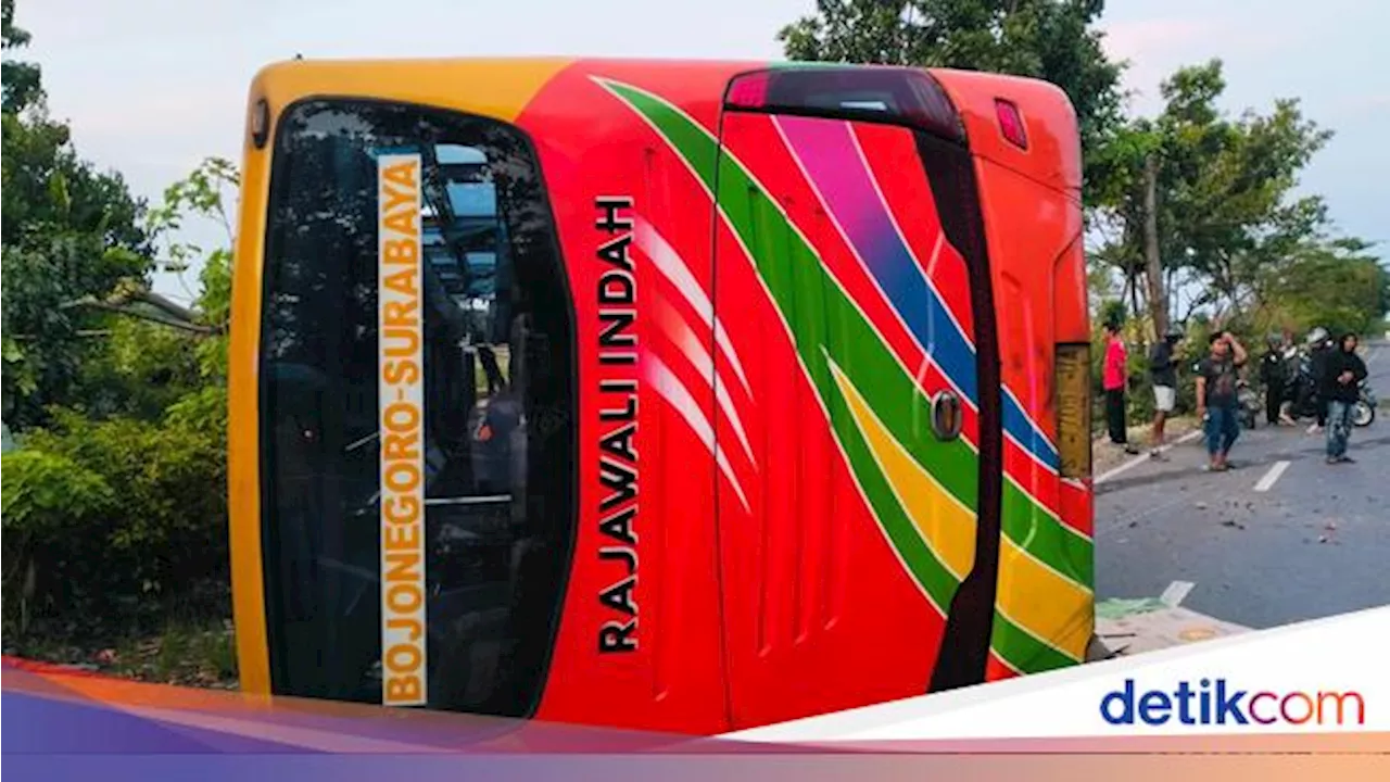 Detik-detik Bus Rajawali Indah Tabrak Motor Tewaskan 2 Orang di Bojonegoro