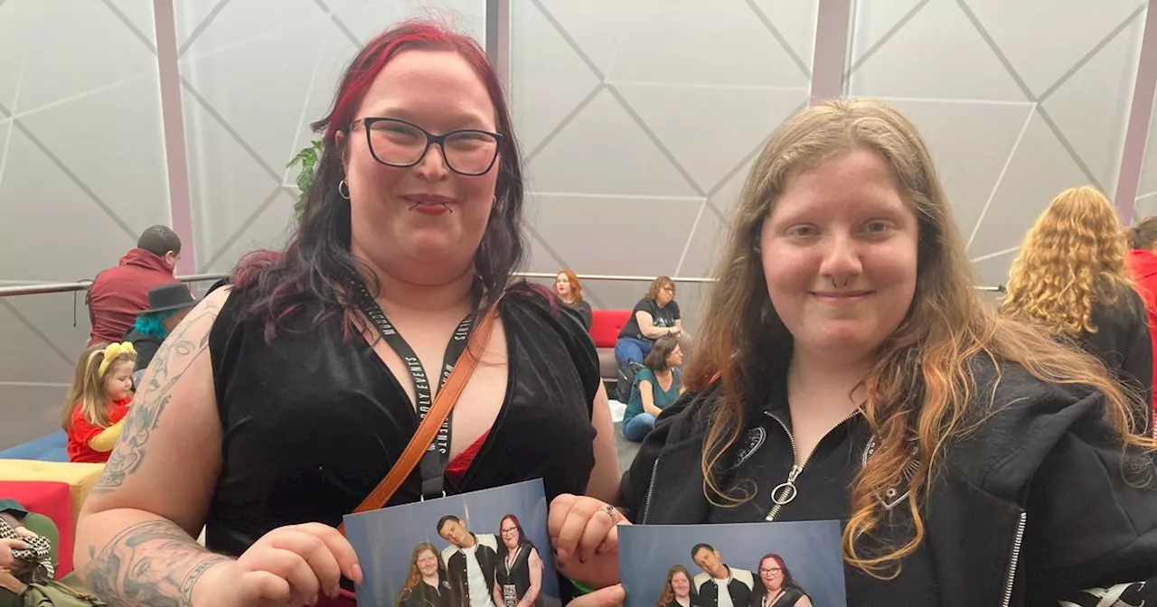 Fans meet Orlando Bloom at Liverpool Comic Con 2024