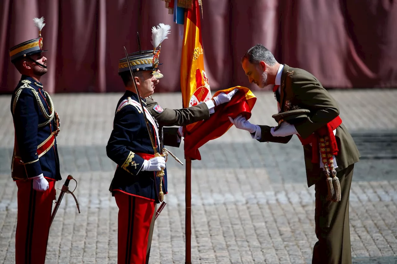 La jura de bandera del rey Felipe VI en Zaragoza, en imágenes