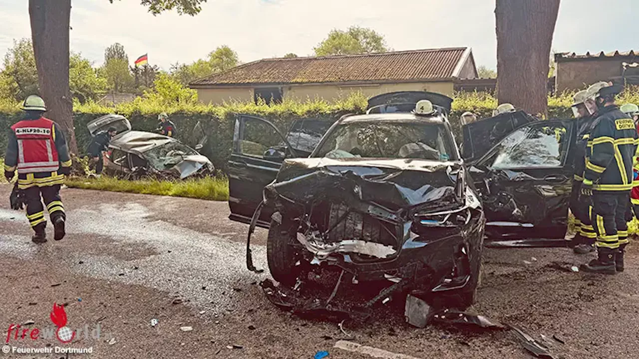 D: Personenrettung nach Pkw-Unfall mit vier Verletzten in Dortmund