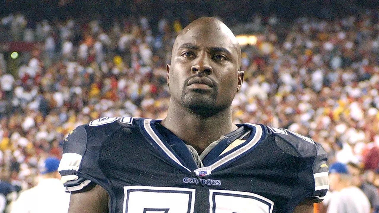 Former Columbia football star Marcellus Wiley discusses student protests: 'I'm disgusted'