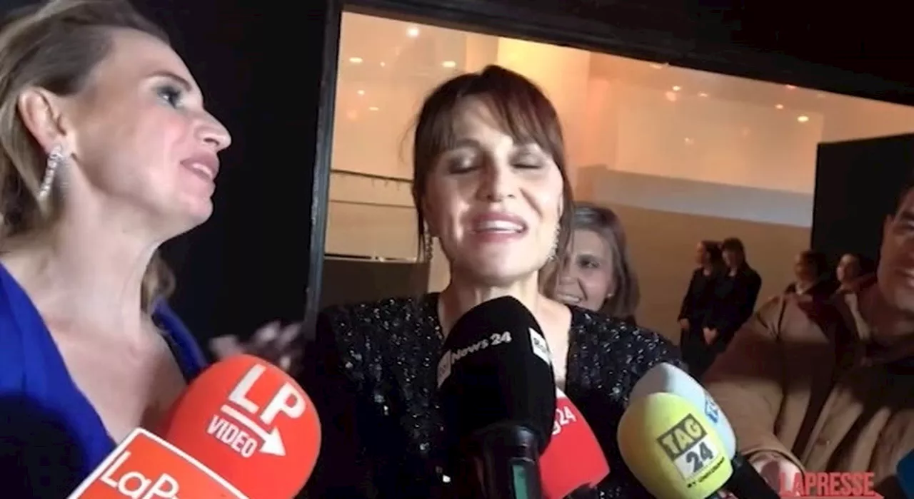David di Donatello, il simpatico sketch tra Emanuela Fanelli e Paola Cortellesi dopo la premiazione
