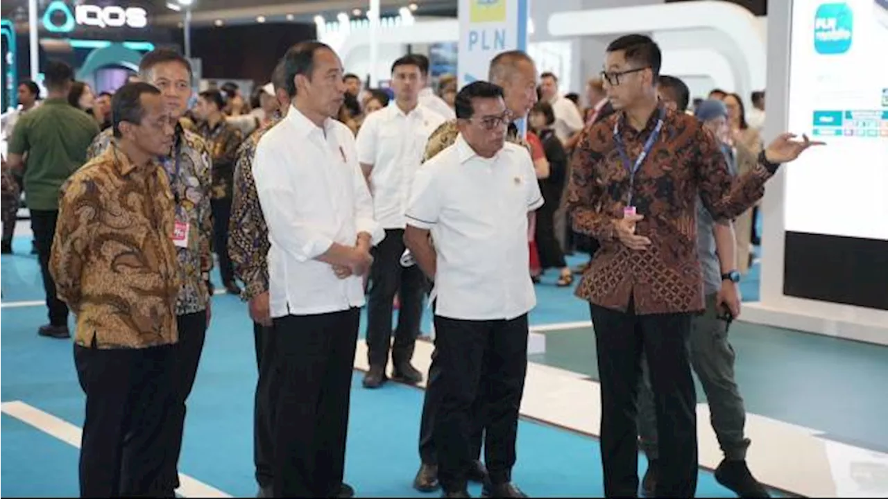 Dirut PLN Paparkan Kesiapan Ekosistem Kendaraan Listrik di Booth PLN di PEVS 2024