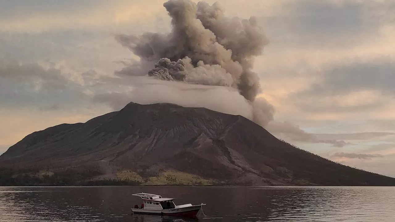 Pasca-Erupsi, Wapres Minta Warga di Sekitar Gunung Ruang Ikuti Arahan Pemerintah