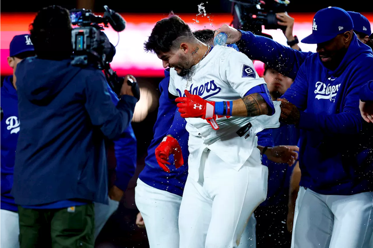 Andy Pages has walk-off single in the 11th inning, Dodgers outlast Braves 4-3