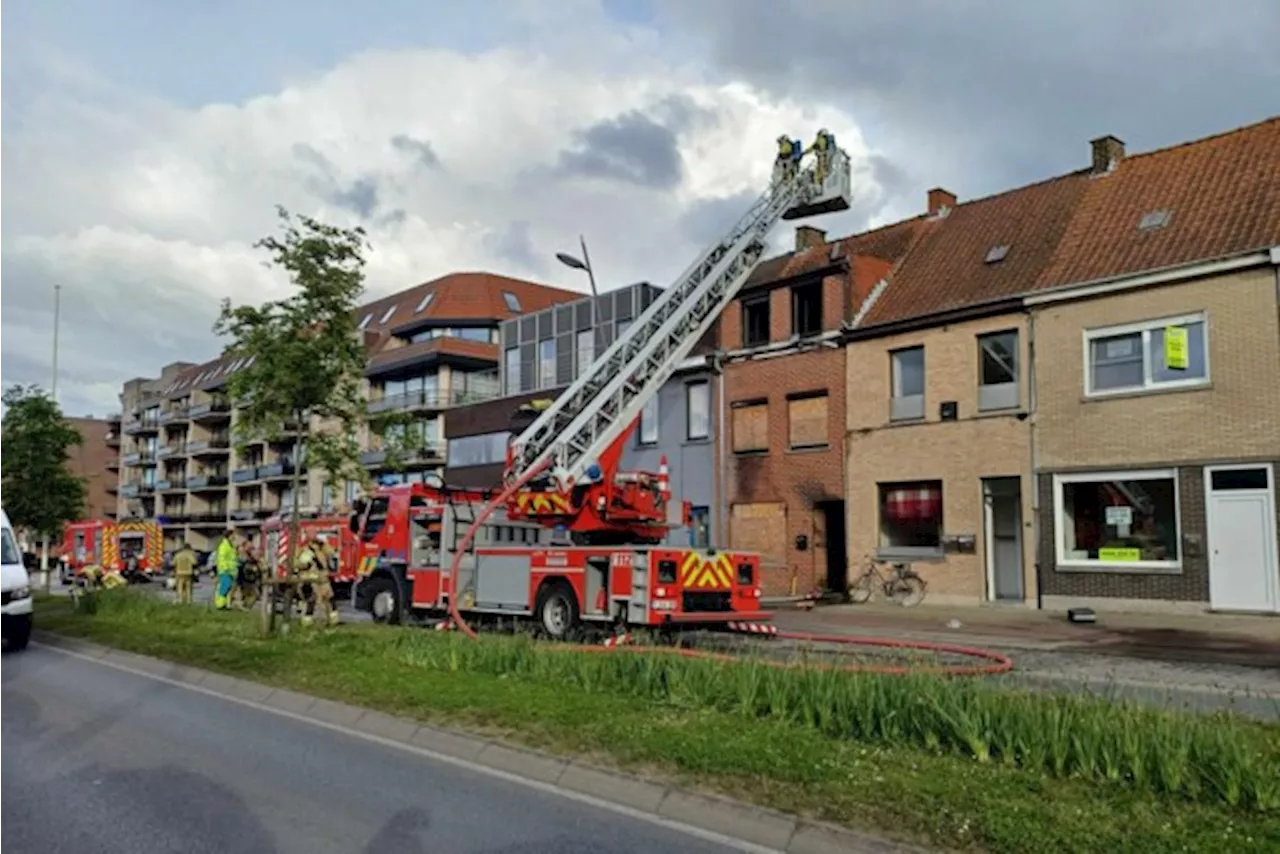 Opnieuw brand in woning in Noordlaan: bewoner, die vorig jaar verdacht werd van brandstichting, opnieuw opgepa